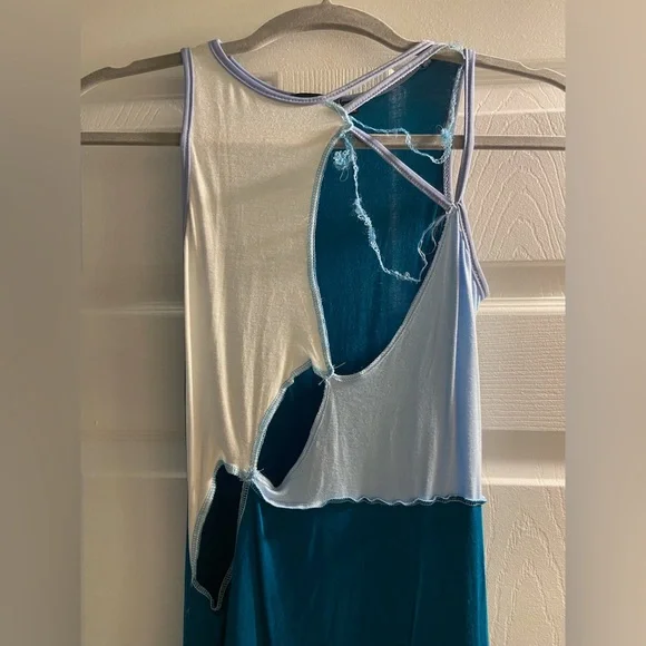 PrettyLittleThing Dress - Picture 3 of 4